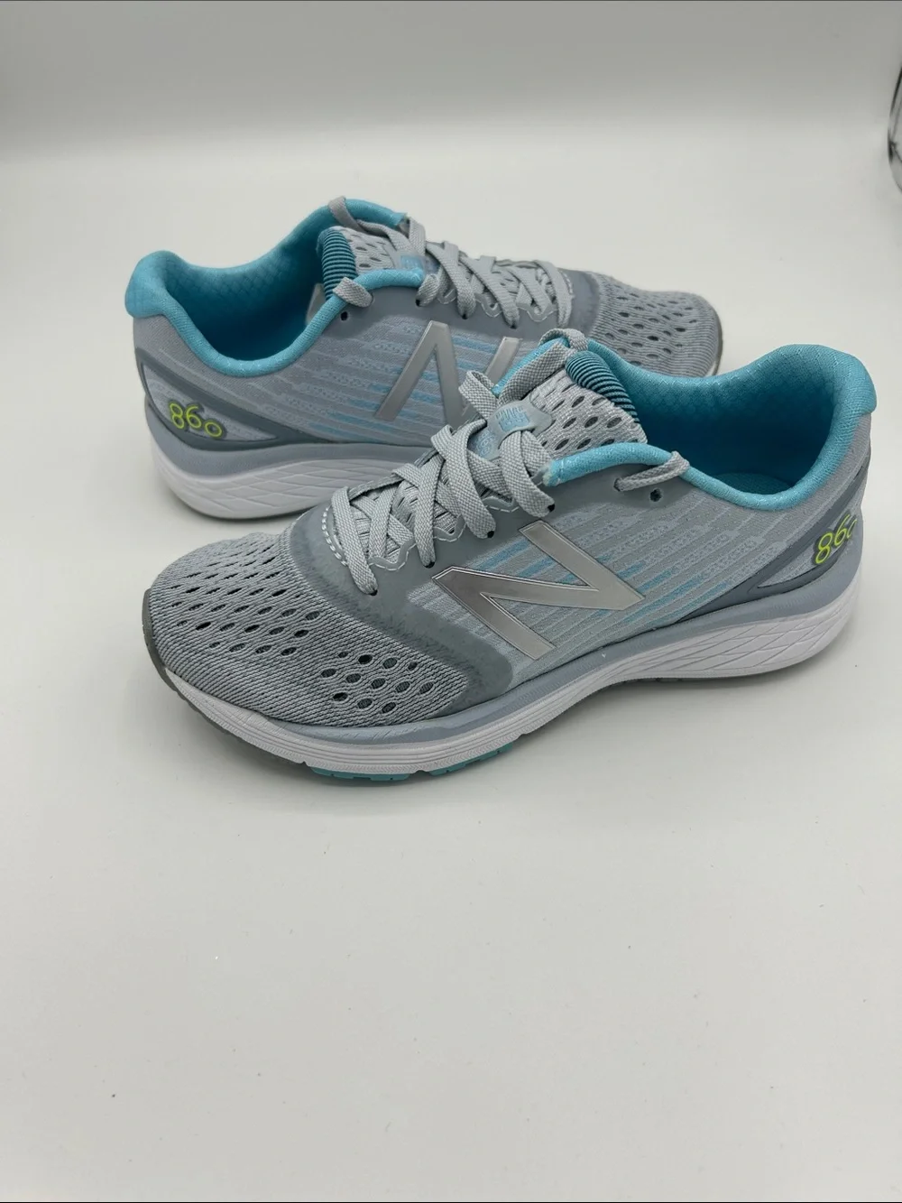 New Balance 860 Light Gray and Teal GIRLS 13W width Shoes